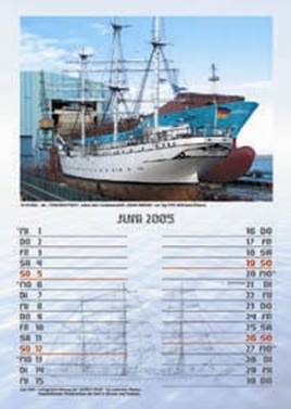 10.10.2003  die TOWARISCHTSCH, neben dem Containerschiff OLIVIA MAERSK vom Typ VWS 3000.
Foto: Eckhard Fraede